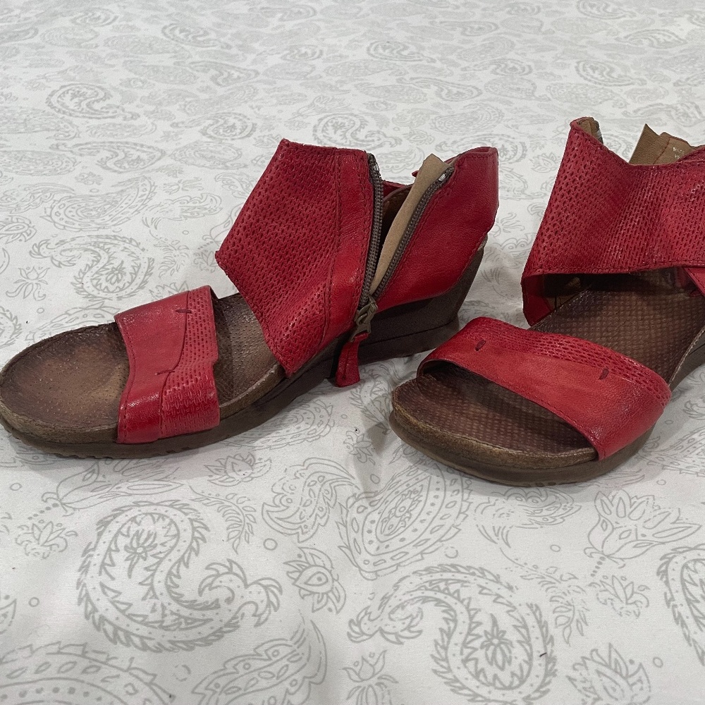 Miz Mooz red sandals
